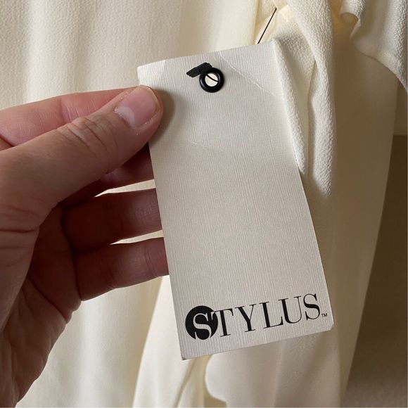 Stylus Long Sleeved Open Arm Ruffle Blouse Size Small (NWT) - Picture 6 of 11